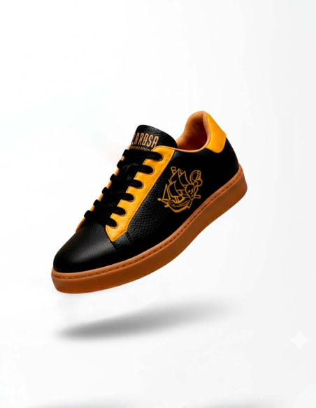 SNEAKER PIRATA
