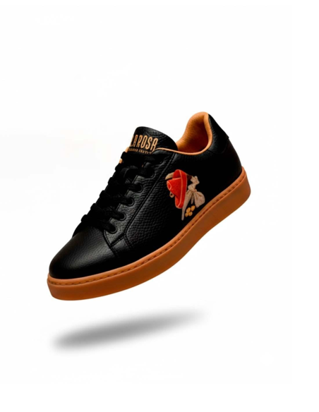 SNEAKER CONTRABANDISTA